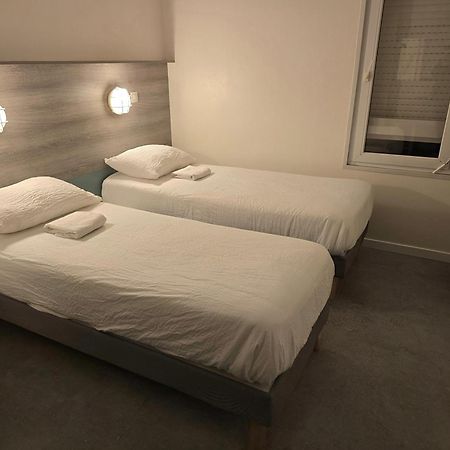 Brit Hotel Essentiel Poitiers Gare Du Futuroscope Jaunay-Clan Eksteriør bilde